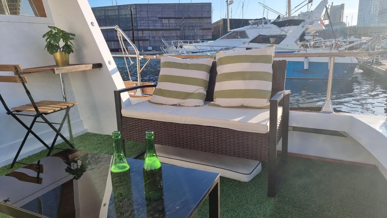 Charming Boat House In Barcelona With Big Terrace And Solarium Hotel Sant Adrià de Besòs Eksteriør billede